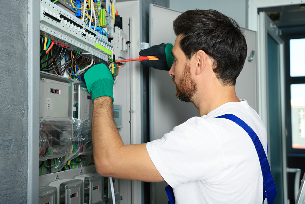 Nieder&shy;spannungs&shy;anlagen bei Elektrotechnik Gochsheim GmbH in Gochsheim